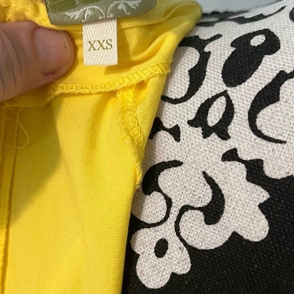 💛Shabby Apple,Vibrant Yellow Dress, Layered Upper, Slimming Bottom, Size S💛 - Picture 9 of 10